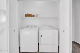 2929 N 37th St, Phoenix, AZ 85018 - Photo 15