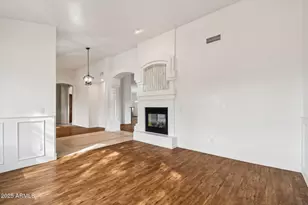 512 E Jordon Ln, Phoenix, AZ 85086 - Photo 5