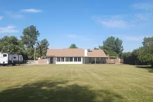 8803 W Christa Way, Tolleson, AZ 85353 - Photo 3