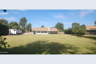 8803 W Christa Way, Tolleson, AZ 85353 - Photo 29