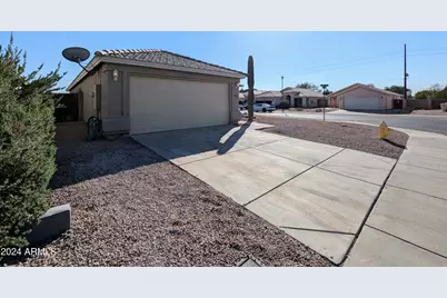 7059 W Gardenia Avenue, Glendale, AZ 85303 - Photo 3