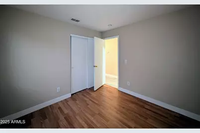 7059 W Gardenia Avenue, Glendale, AZ 85303 - Photo 39