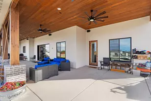 2304 W Silverdale Rd, Queen Creek, AZ 85144 - Photo 65