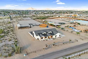 2304 W Silverdale Rd, Queen Creek, AZ 85144 - Photo 93