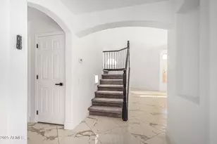 1347 E Redwood Ln, Phoenix, AZ 85048 - Photo 27