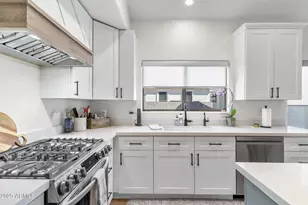 1123 E Fern Dr S, Phoenix, AZ 85014 - Photo 11