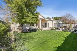 1123 E Fern Dr S, Phoenix, AZ 85014 - Photo 31