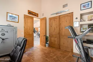 6116 E Andalusian Ct, Hereford, AZ 85615 - Photo 9