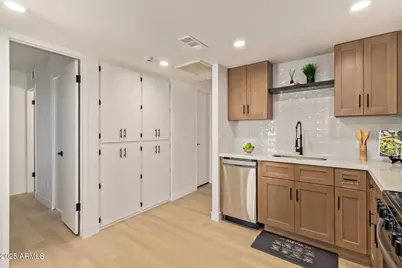 2440 W Rue De Lamour Avenue W, Phoenix, AZ 85029 - Photo 13