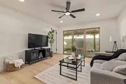 2440 W Rue De Lamour Avenue W, Phoenix, AZ 85029 - Photo 5