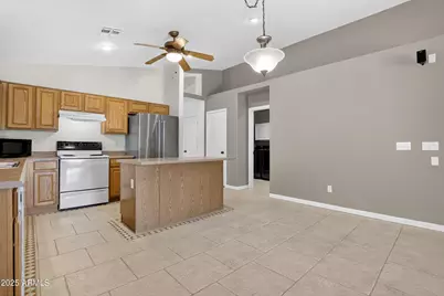 15481 W Mauna Loa Lane, Surprise, AZ 85379 - Photo 21