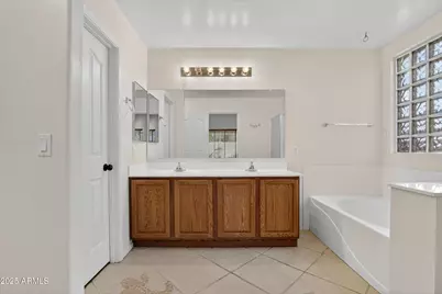 15481 W Mauna Loa Lane, Surprise, AZ 85379 - Photo 29