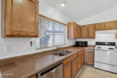 15481 W Mauna Loa Lane, Surprise, AZ 85379 - Photo 23