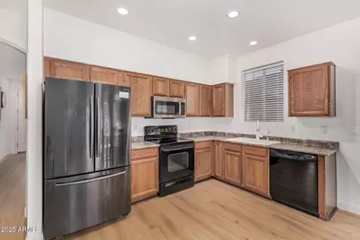 10236 S 182nd Avenue, Goodyear, AZ 85338 - Photo 9