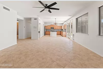 8821 W Ross Avenue, Peoria, AZ 85382 - Photo 13