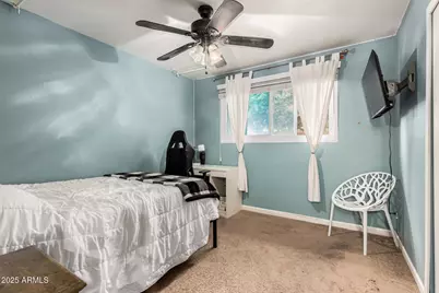 3313 W Surrey Avenue, Phoenix, AZ 85029 - Photo 17
