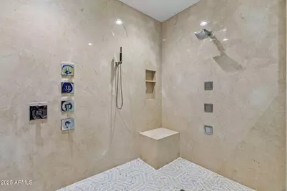 2 Biltmore Estate #106, Phoenix, AZ 85016 - Photo 35