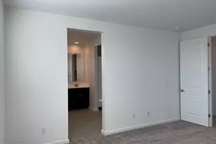 17401 W Red Fox Rd, Surprise, AZ 85387 - Photo 11