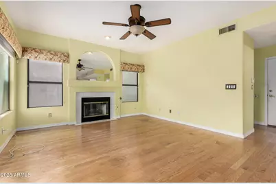 17035 N 43rd Place, Phoenix, AZ 85032 - Photo 9