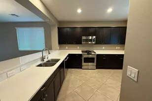 276 E Coconino Dr, Chandler, AZ 85249 - Photo 5