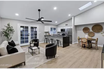 9118 N 68th Lane, Peoria, AZ 85345 - Photo 11