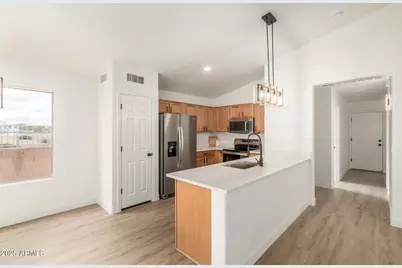 2097 N Pine Place, Casa Grande, AZ 85122 - Photo 5