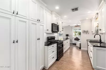 5730 N 12th Street, Phoenix, AZ 85014 - Photo 15