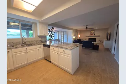 3941 E Cholla Street, Phoenix, AZ 85028 - Photo 1