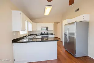 15024 N 85th Dr, Peoria, AZ 85381 - Photo 7