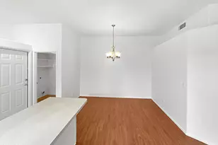 9044 N 47th Ct, Glendale, AZ 85302 - Photo 7