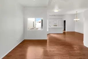 9044 N 47th Ct, Glendale, AZ 85302 - Photo 3