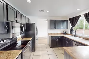 8541 W Pershing Ave, Peoria, AZ 85381 - Photo 15