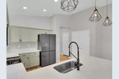 3405 W Alta Vista Road, Phoenix, AZ 85041 - Photo 17