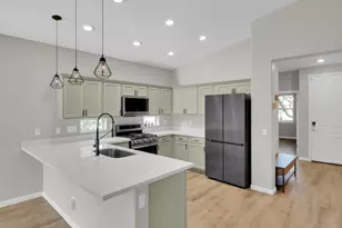 3405 W Alta Vista Rd, Phoenix, AZ 85041 - Photo 15