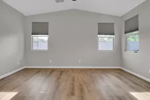 3405 W Alta Vista Rd, Phoenix, AZ 85041 - Photo 21