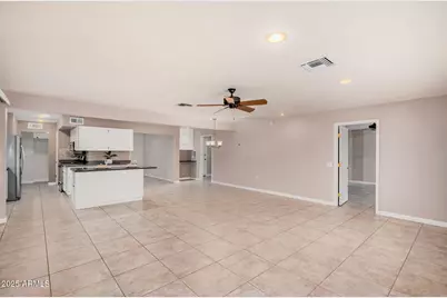 9842 W Royal Oak Road, Sun City, AZ 85351 - Photo 9