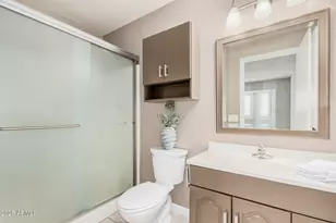 9842 W Royal Oak Rd, Sun City, AZ 85351 - Photo 17