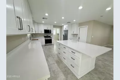 2329 E Enrose Street, Mesa, AZ 85213 - Photo 9