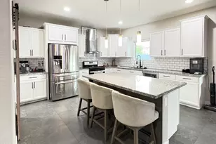 21131 W Alvarado Rd, Buckeye, AZ 85396 - Photo 5