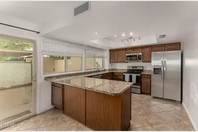 3332 S Elm Street, Tempe, AZ 85282 - Photo 1