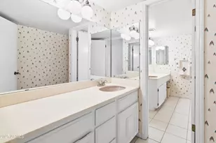 911 W Gleneagles Dr, Phoenix, AZ 85023 - Photo 29