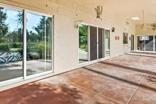 911 W Gleneagles Dr, Phoenix, AZ 85023 - Photo 5