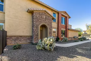 2425 W Bronco Butte Trl, Phoenix, AZ 85085 - Photo 5