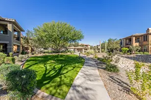 2425 W Bronco Butte Trl, Phoenix, AZ 85085 - Photo 15