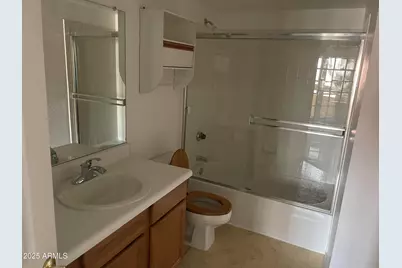 4206 W Calavar Road, Phoenix, AZ 85053 - Photo 11