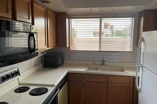 4206 W Calavar Rd, Phoenix, AZ 85053 - Photo 3