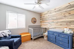 4353 E Pearce Rd, Phoenix, AZ 85044 - Photo 31