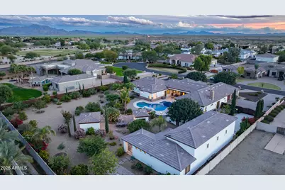 11410 E Bellflower Court, Chandler, AZ 85249 - Photo 7