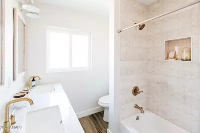 8316 E Edgemont Avenue, Scottsdale, AZ 85257 - Photo 17