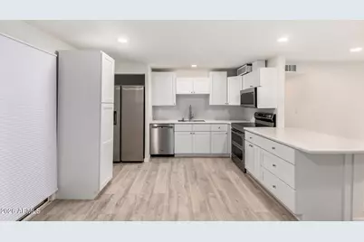 3478 E Sharon Drive, Phoenix, AZ 85032 - Photo 9